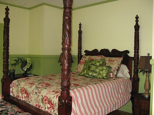 Hilo Honu Inn Bed and Breakfast — Guest room