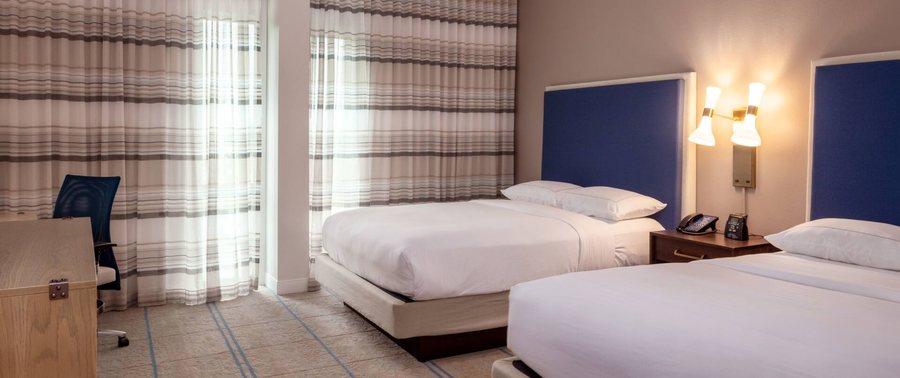 Hilton Austin Airport — Guest room