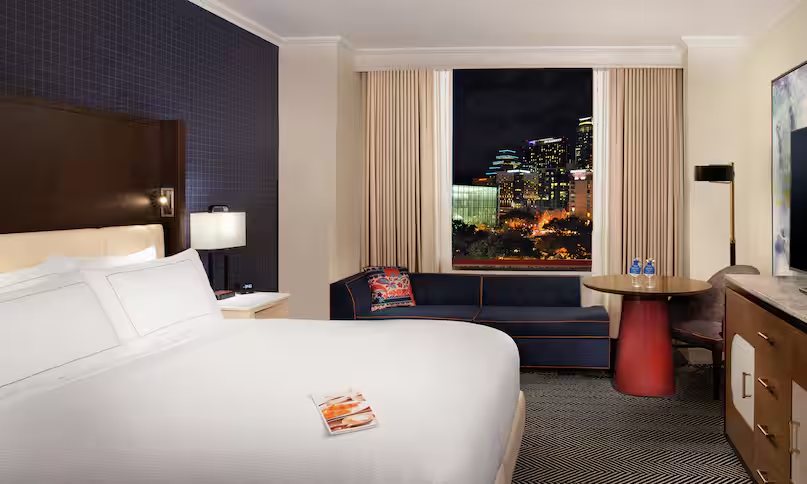 Hilton Austin — Guest room