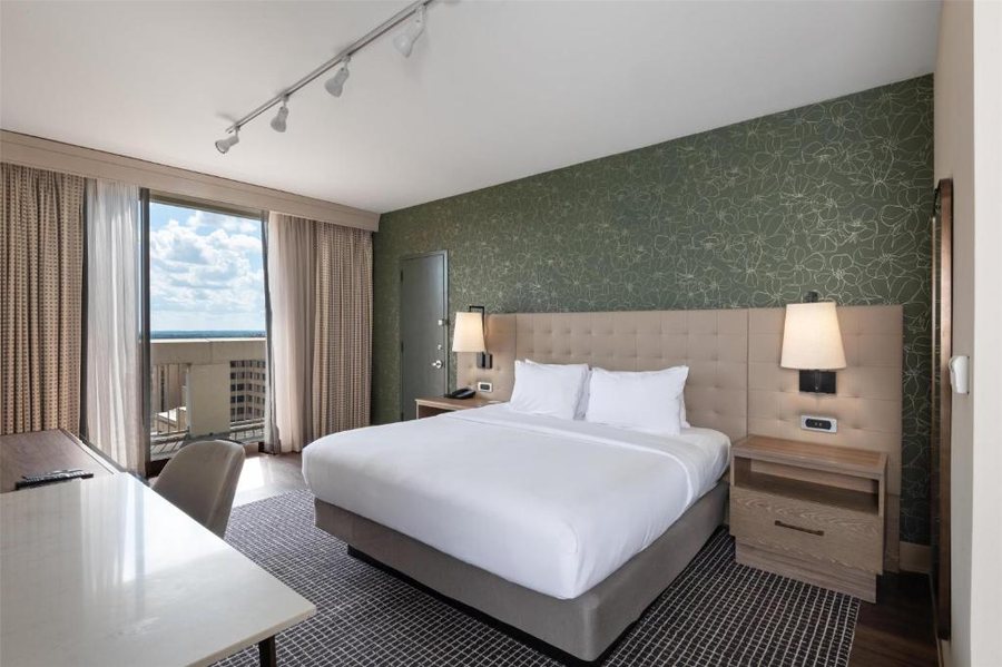 Hilton Birmingham Downtown at UAB — Guest room