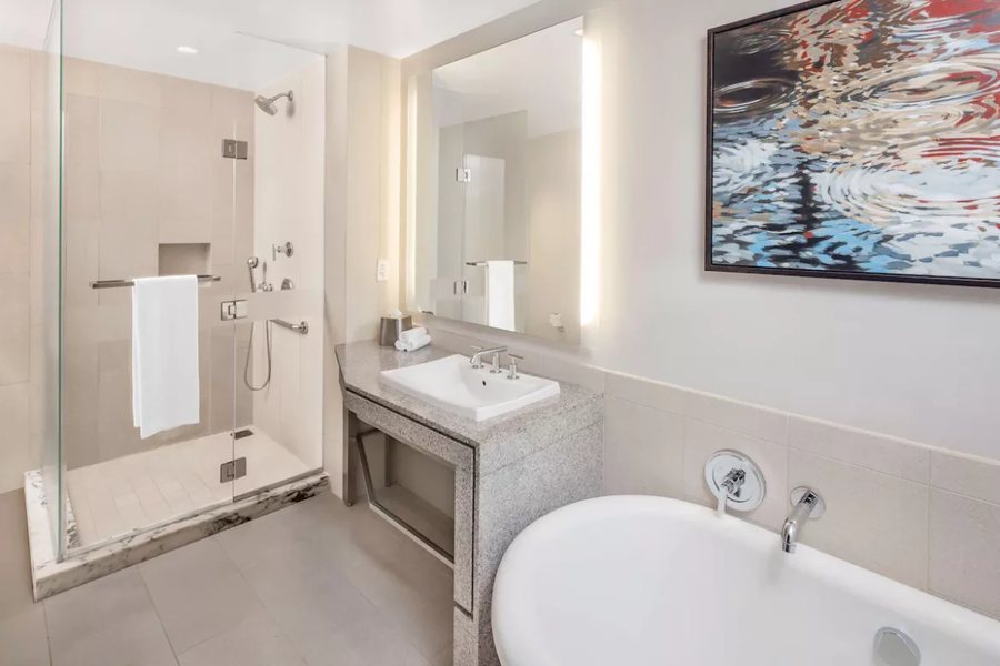 Hilton Club West 57th Street New York — Bathroom