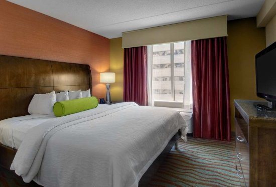 Hilton Garden Inn Arlington courthouse Plaza — Guest room