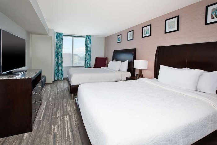 Hilton Garden Inn Benton Harbor St Joseph — Guest room