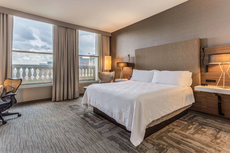 Hilton Garden Inn Indianapolis Downtown — Guest room