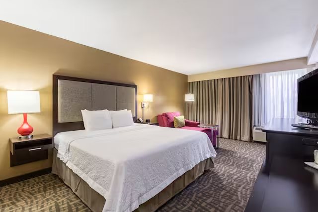 Hilton Garden Inn Jackson Flowood — Guest room