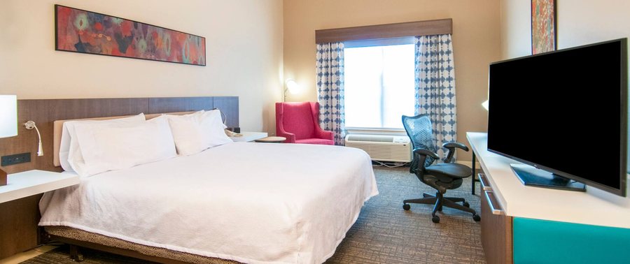 Hilton Garden Inn Jackson Pearl — Guest room