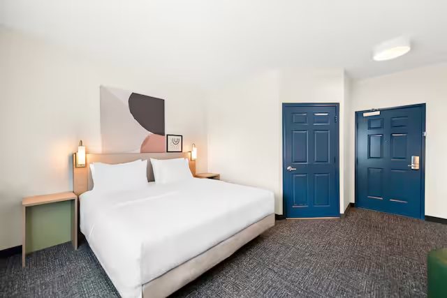 Hilton Garden Inn Longview — Guest room