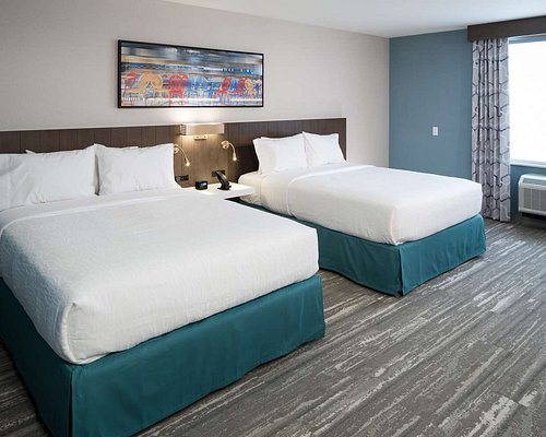 Hilton Garden Inn Madison Downtown — Guest room
