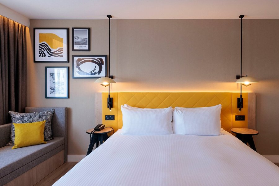 Hilton Garden Inn Marseille Provence Airport — Guest room