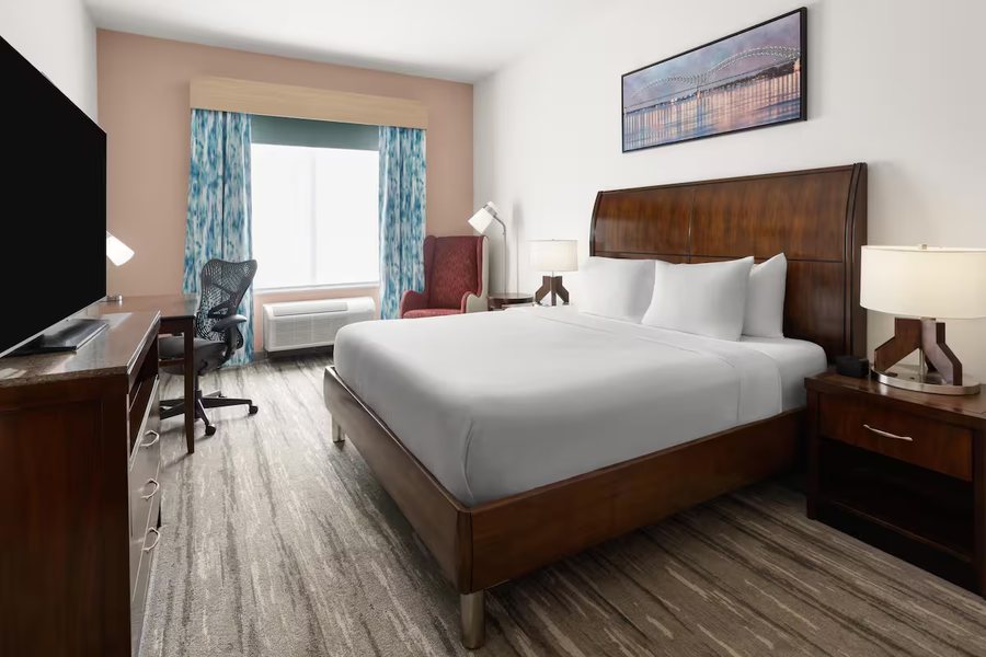 Hilton Garden Inn Memphis Wolfchase Galleria — Guest room