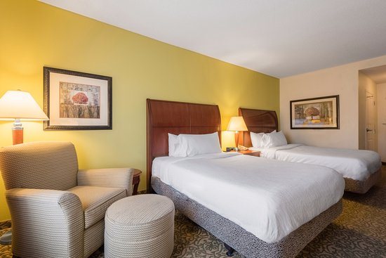 Hilton Garden Inn Meridian — Guest room