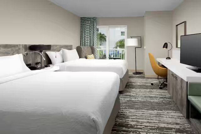 Hilton Garden Inn Miami Airport West Miami Florida — Guest room