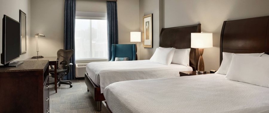 Hilton Garden Inn Minneapolis Downtown — Guest room