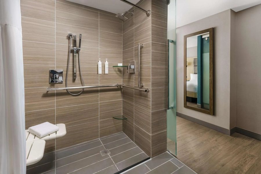 Hilton Garden Inn New York Manhattan Chelsea New York City New York — Bathroom