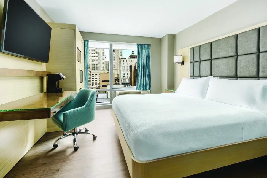 Hilton Garden Inn New York Times Square South New York City New York — Guest room