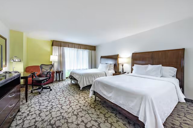Hilton Garden Inn Oxnard Camarillo — Guest room