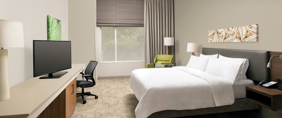 Hilton Garden Inn San Antonio Airport South — Guest room