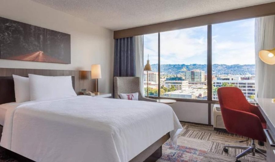 Hilton Garden Inn San Francisco Oakland Bay Bridge — Guest room