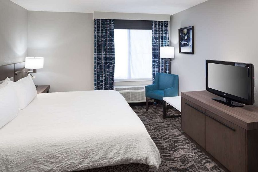 Hilton Garden Inn Savannah Airport — Guest room
