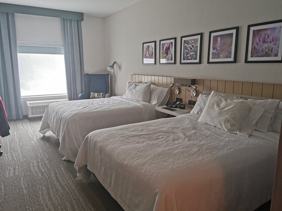 Hilton Garden Inn Sudbury — Guest room