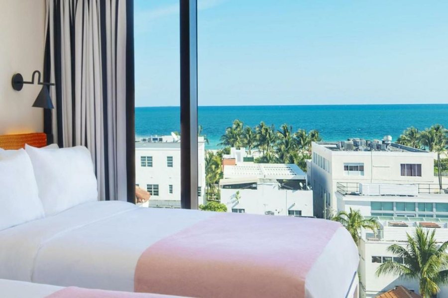 Hilton Grand Vacations Club McAlpin Ocean Plaza Miami Miami Beach Florida — Guest room