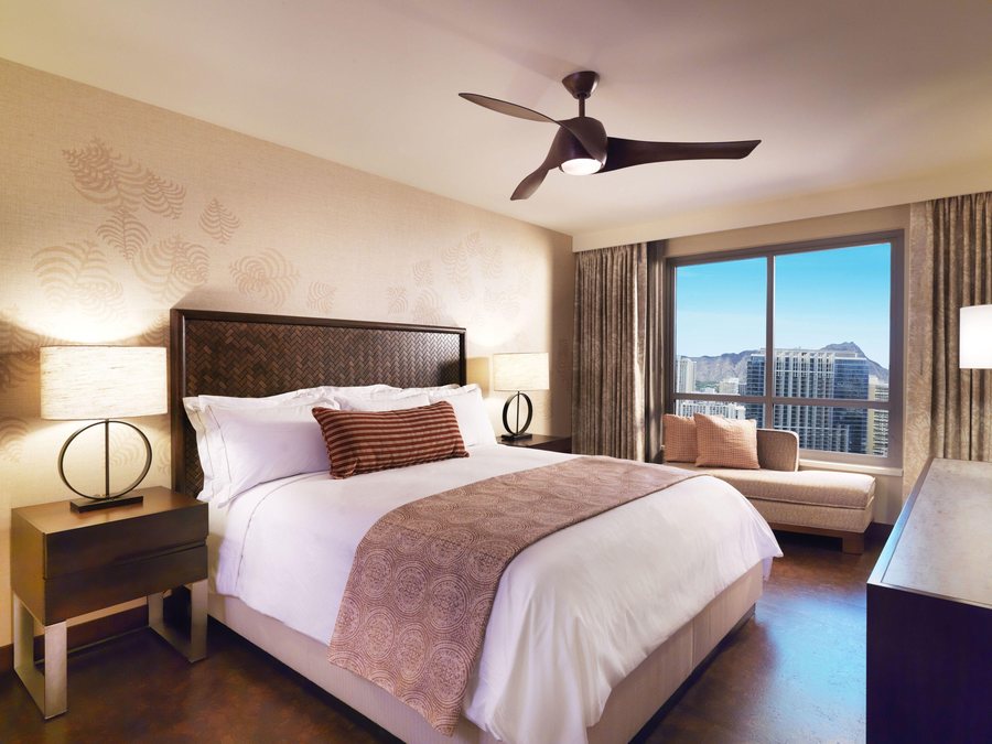 Hilton Grand Vacations Club The Grand Islander Waikiki Honolulu — Guest room