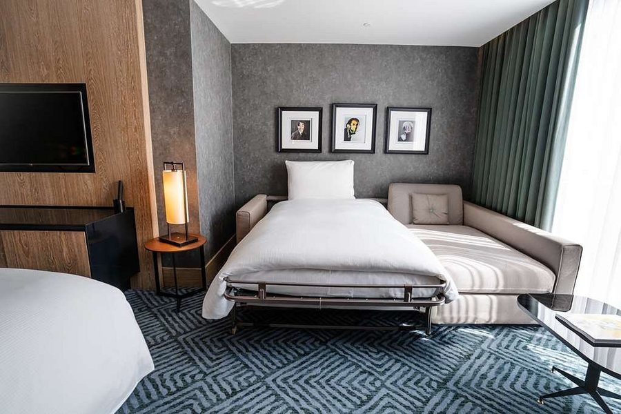 Hilton London Bankside — Guest room