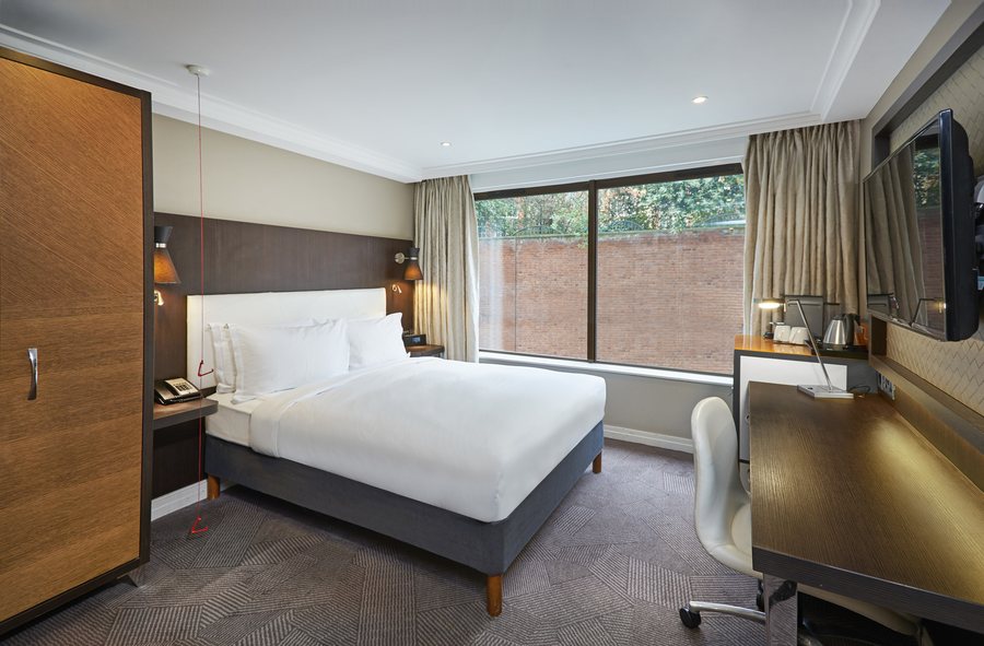 Hilton London Hyde Park — Guest room
