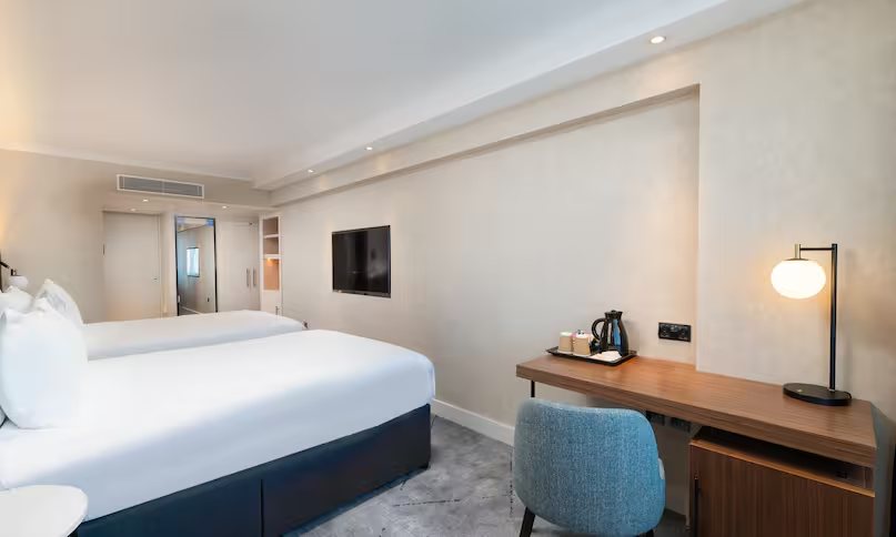 Hilton London Metropole — Guest room