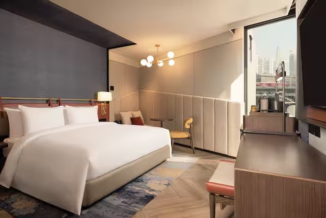 Hilton Sukhumvit Bangkok — Guest room