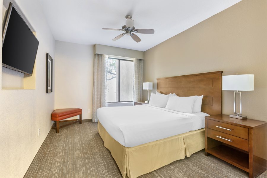 Hilton Vacation Club Scottsdale Links Resort — Guest room