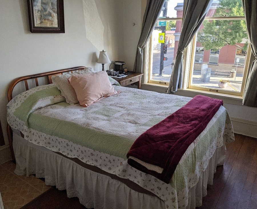 Historic Hotel Greybull — Guest room