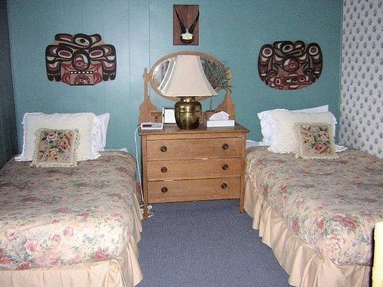 Historic Skagway Inn — Guest room