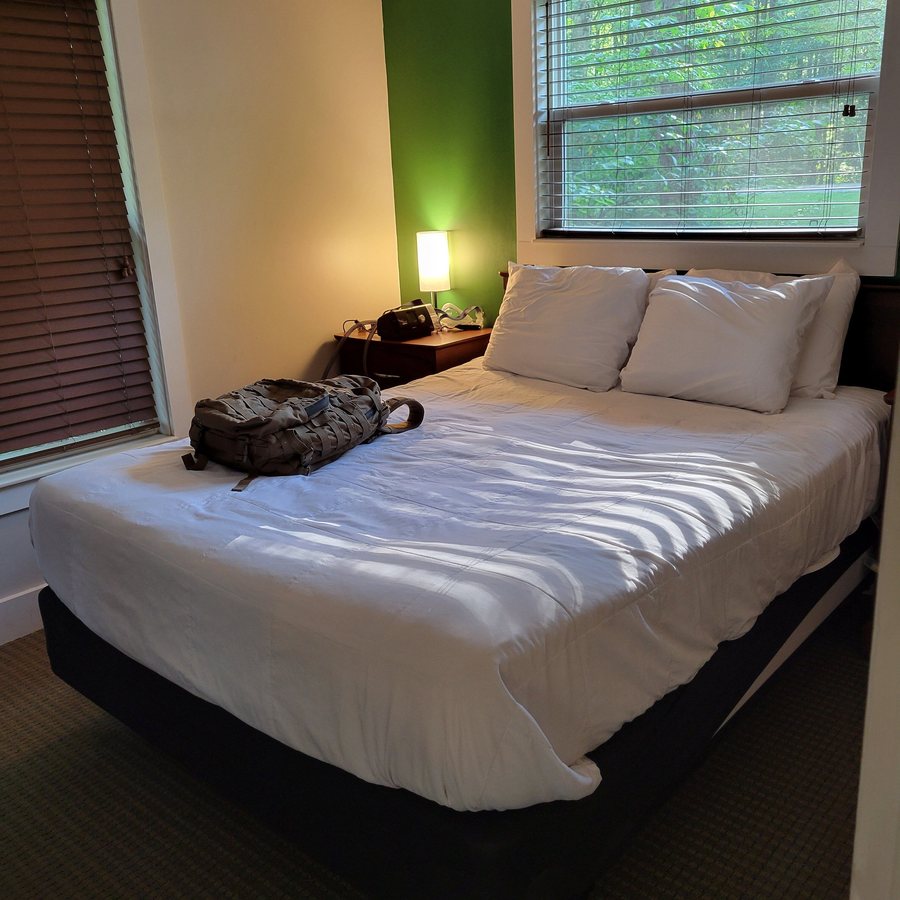 Hocking Hills Lodge Conference Center — Guest room