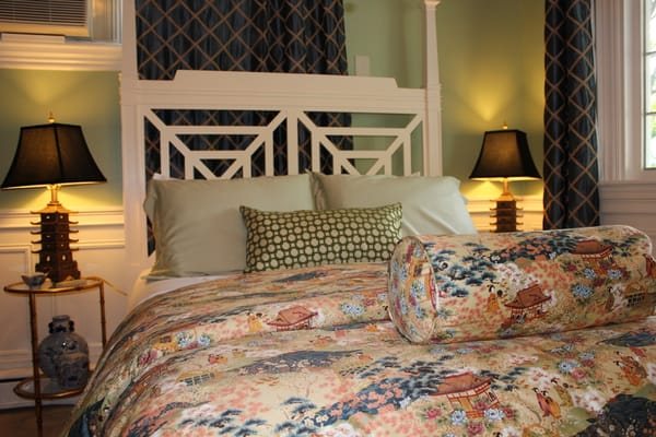 Holbrook House — Guest room