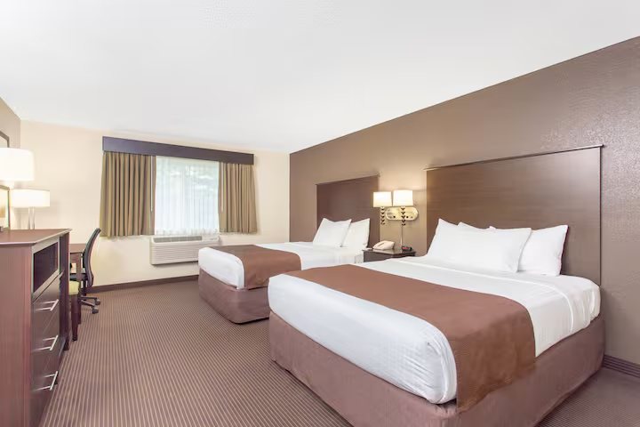 Holiday Acres Resort — Guest room