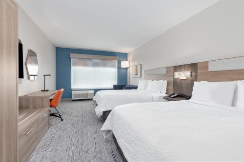 Holiday Inn Austin Airport By IHG — Guest room