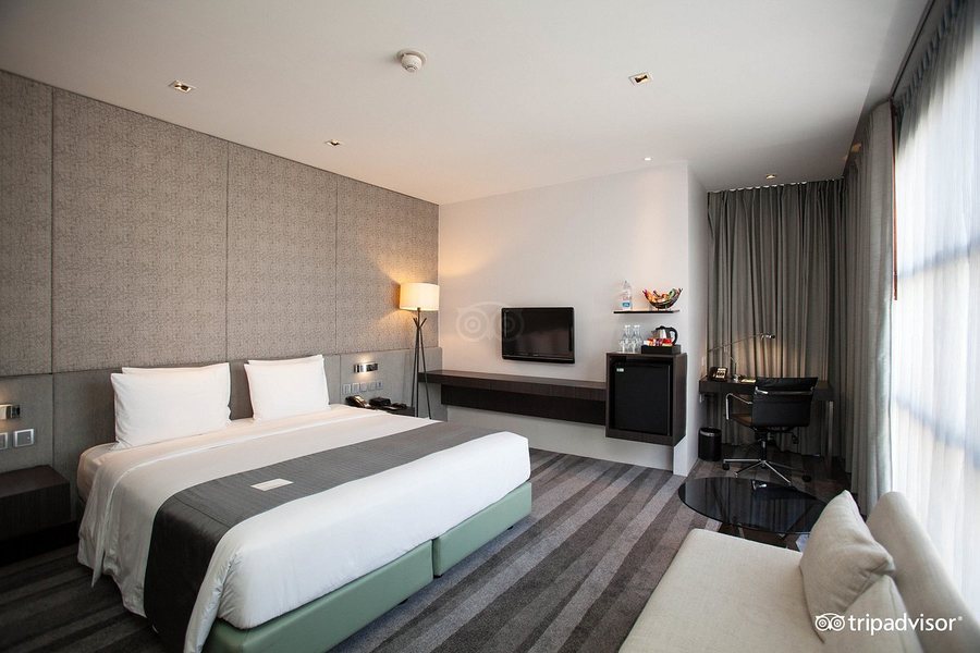 Holiday Inn Bangkok Sukhumvit by IHG — Guest room