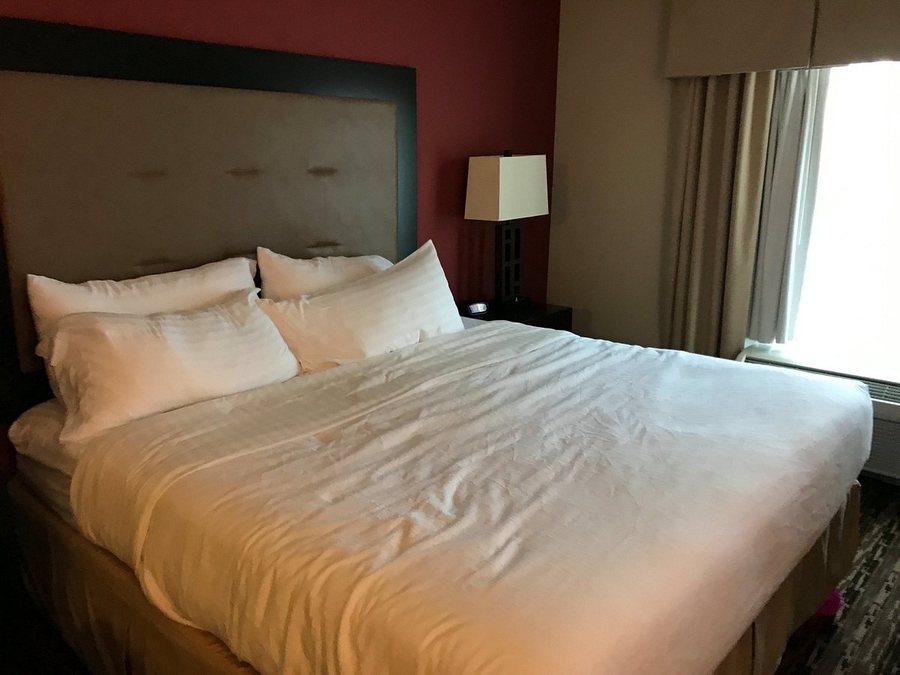 Holiday Inn Blytheville By IHG — Guest room
