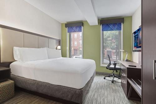 Holiday Inn Brooklyn Downtown By IHG — Guest room