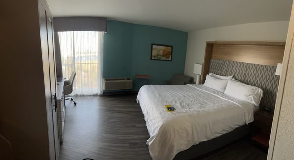Holiday Inn Charleston riverview By IHG — Guest room