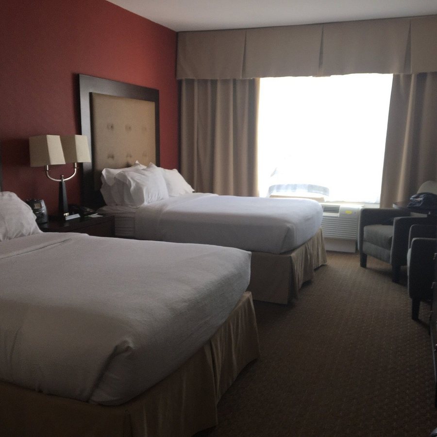 Holiday Inn Dfw Airport South By IHG — Guest room