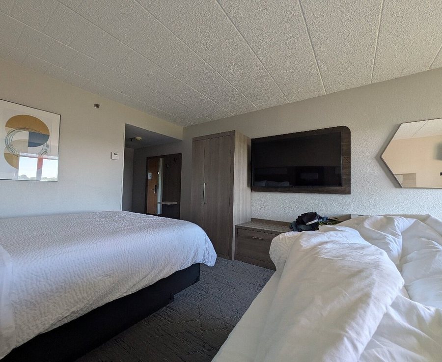 Holiday Inn Express Aberdeen Chesapeake House by IHG — Guest room