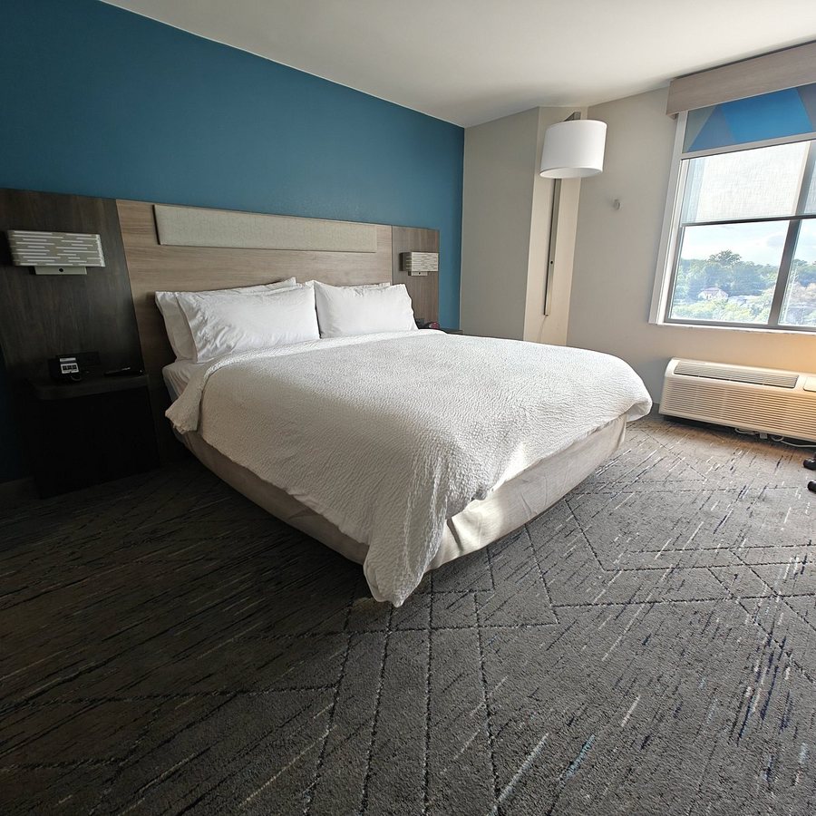 Holiday Inn Express Baltimore Bwi Airport NE by IHG — Guest room