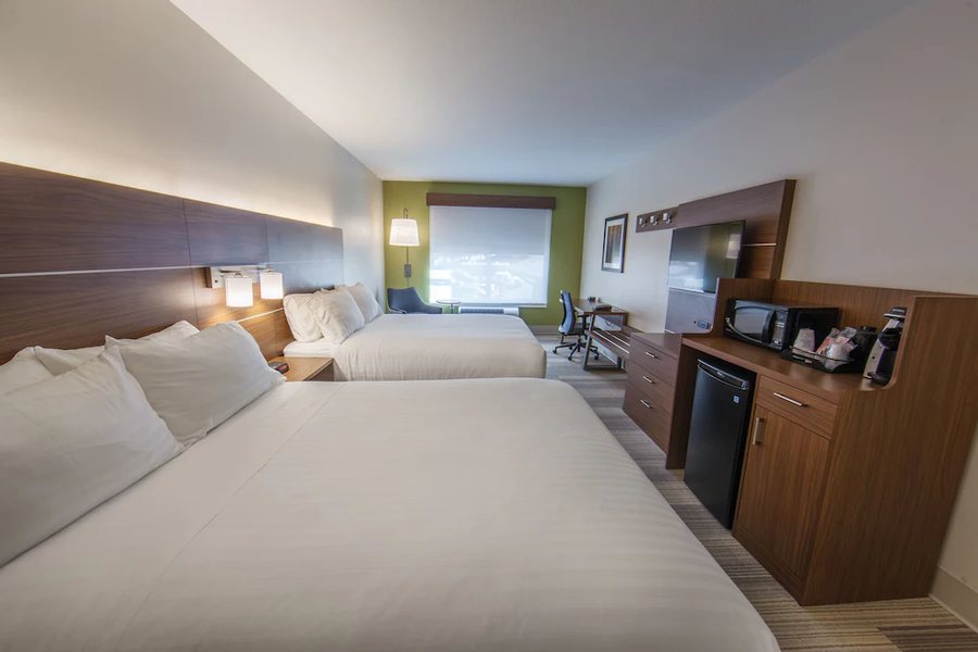 Holiday Inn Express Gatlinburg Downtown By IHG — Guest room