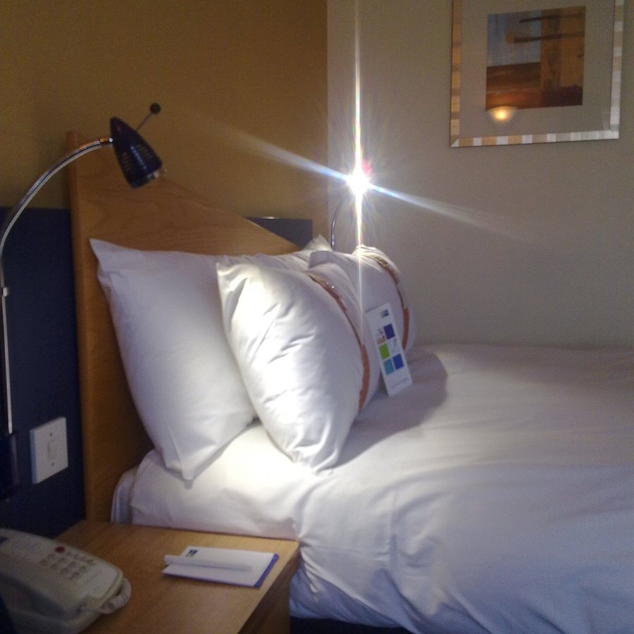 Holiday Inn Express London Chingford Nth Circular by IHG — Guest room