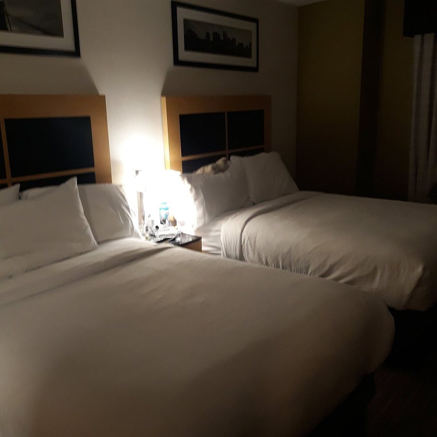 Holiday Inn Express New York City Wall Street by IHG New York City New York — Guest room