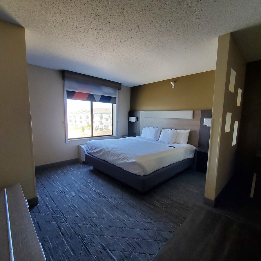 Holiday Inn Express Rochester South Mayo Area By Ihg Rochester Minnesota — Guest room