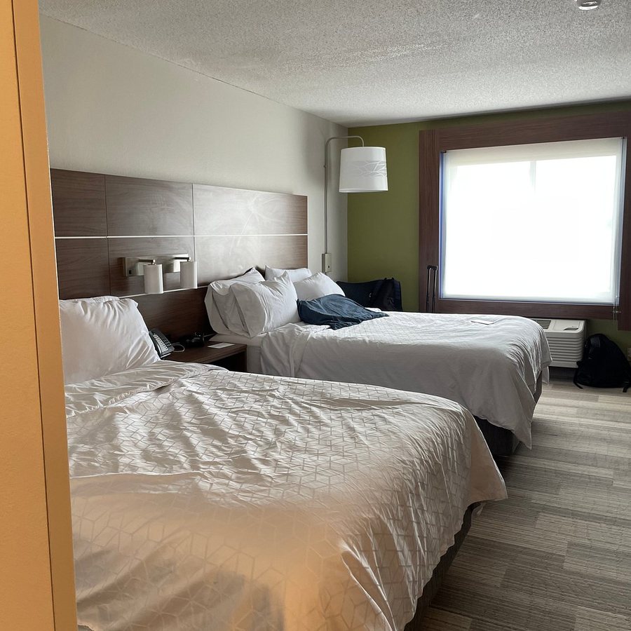Holiday Inn Express South Burlington By IHG — Guest room