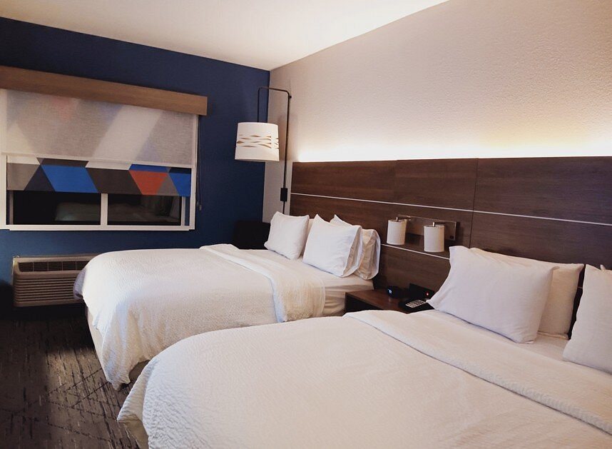 Holiday Inn Express Suites Alachua Gainesville Area By IHG — Guest room